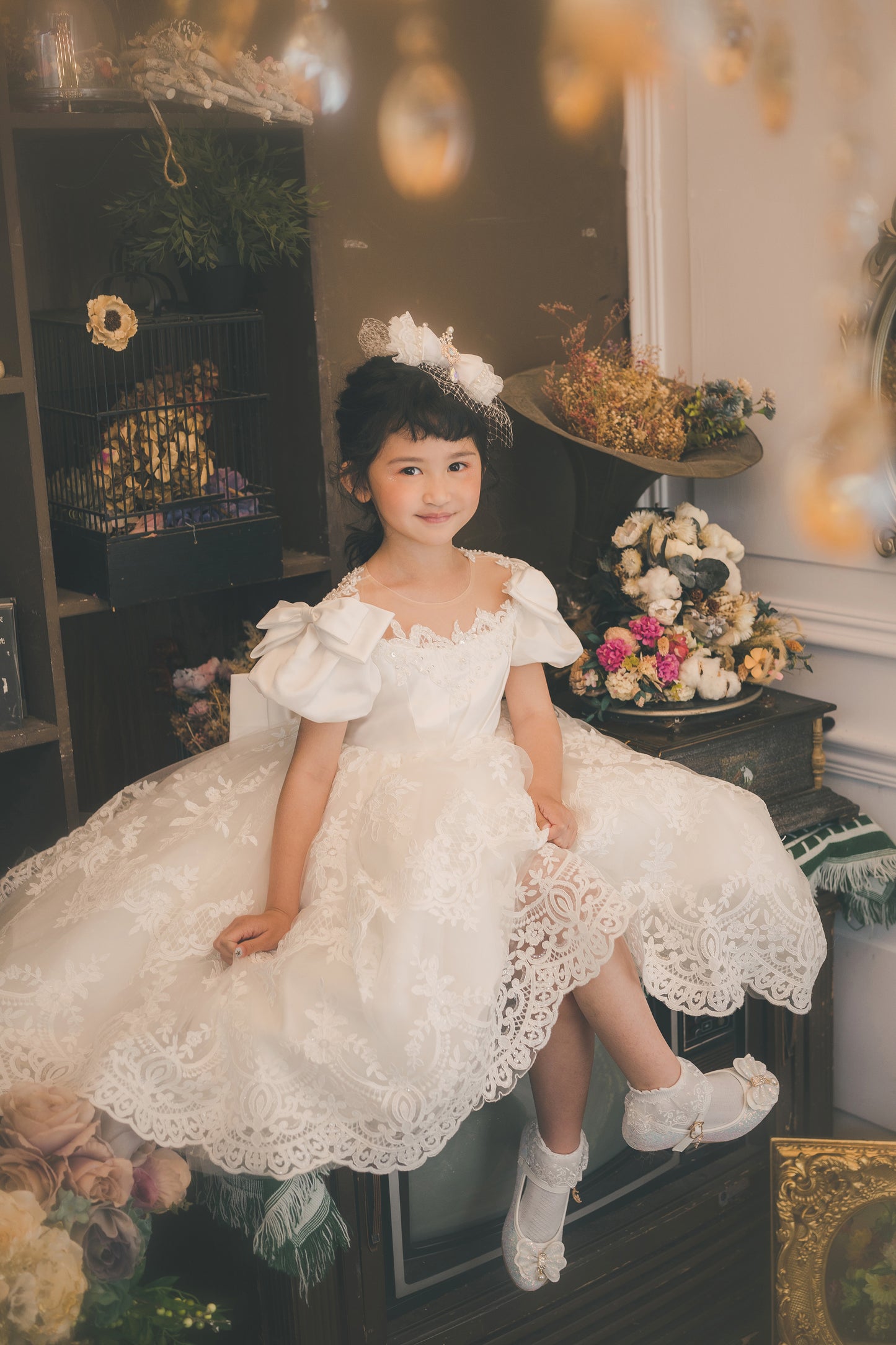 Queen of Baroque - White Lace Gown