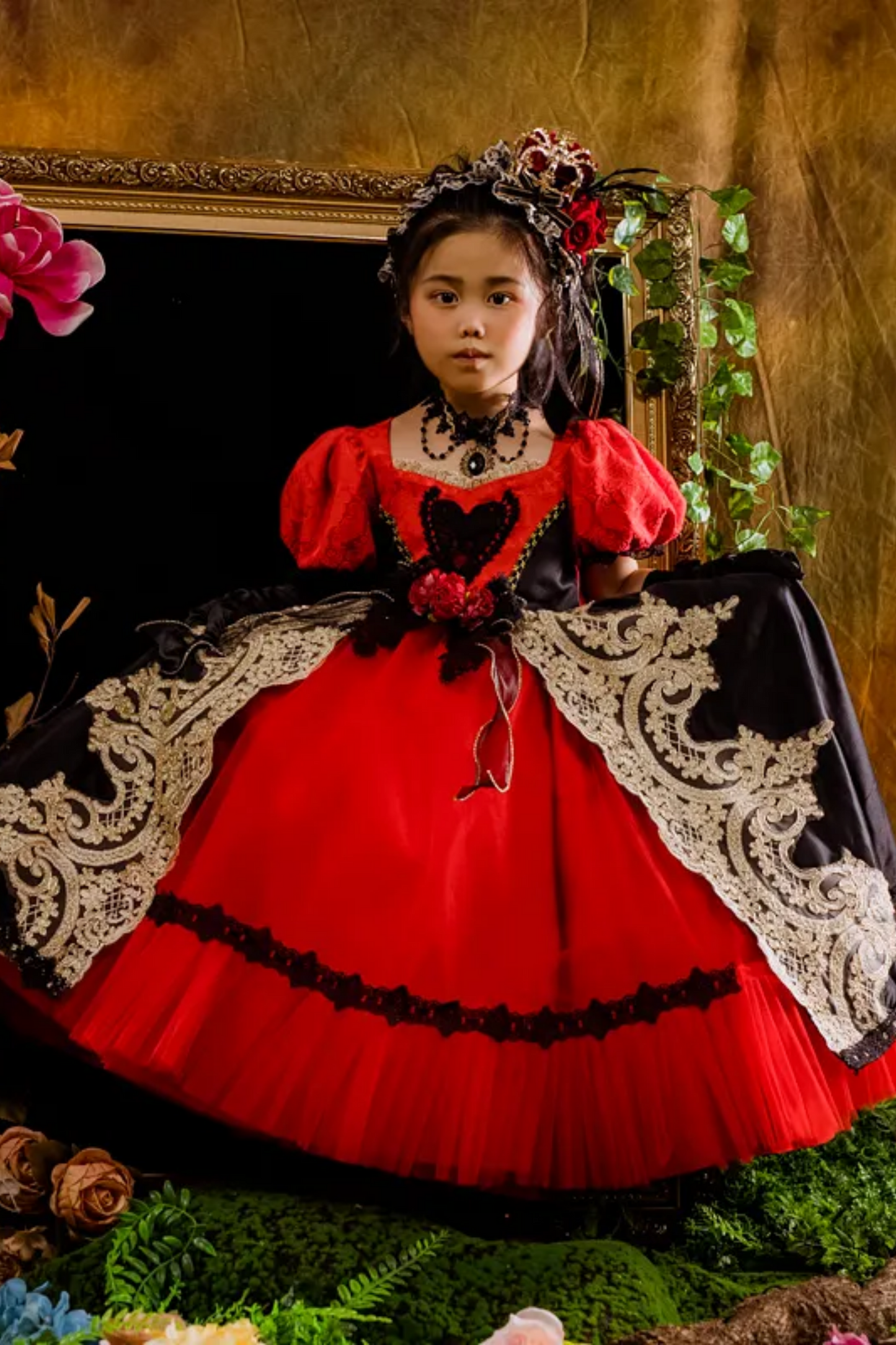 Vampire Duchess ~Red and Black Gown with Detachable Gown~