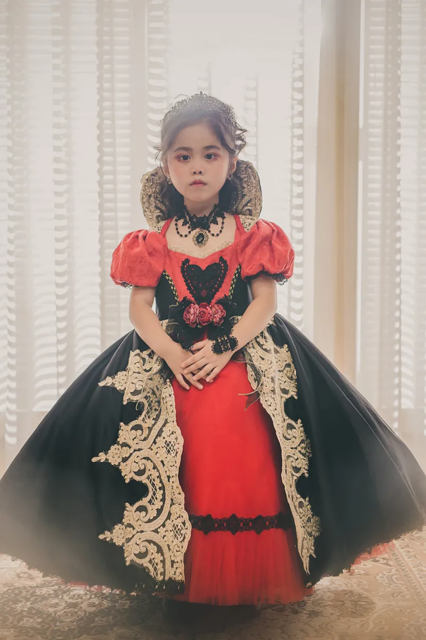 Vampire Duchess ~Red and Black Gown with Detachable Gown~