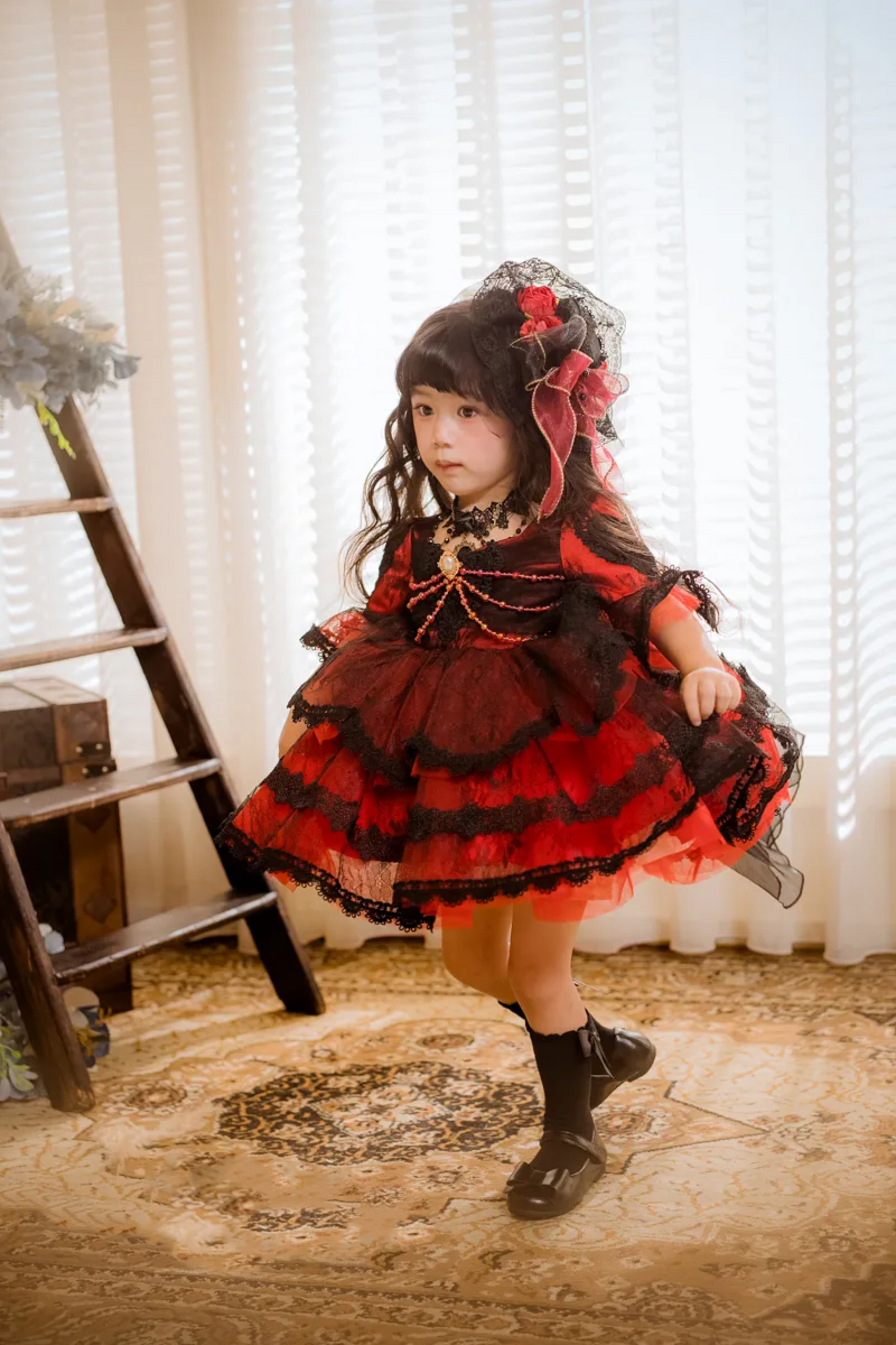 Poker Queen of Hearts~Red and Black Quarter Sleeves/ Puff Sleeves Dress~