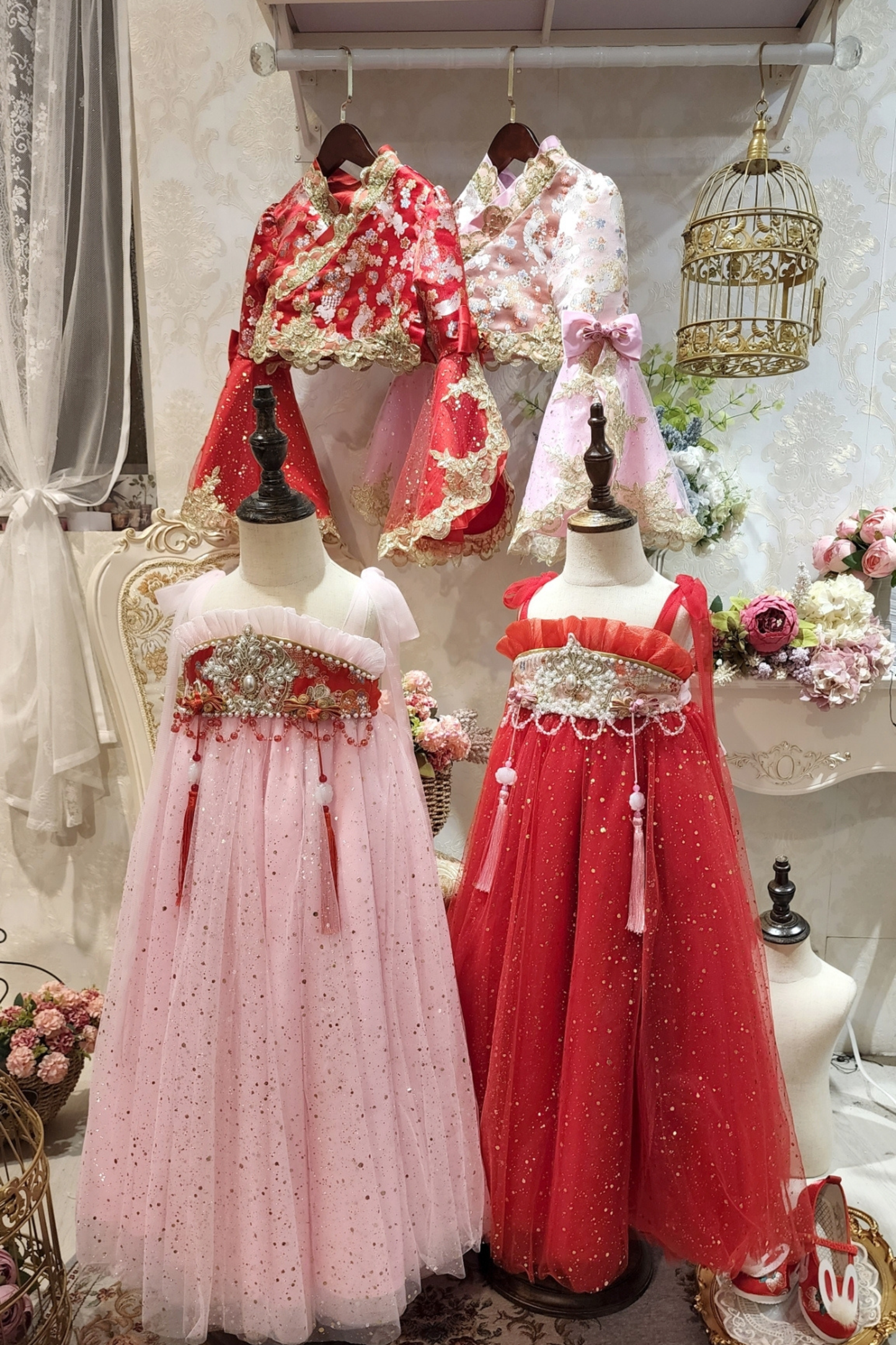 Red Celeste Oriental Bunny Set