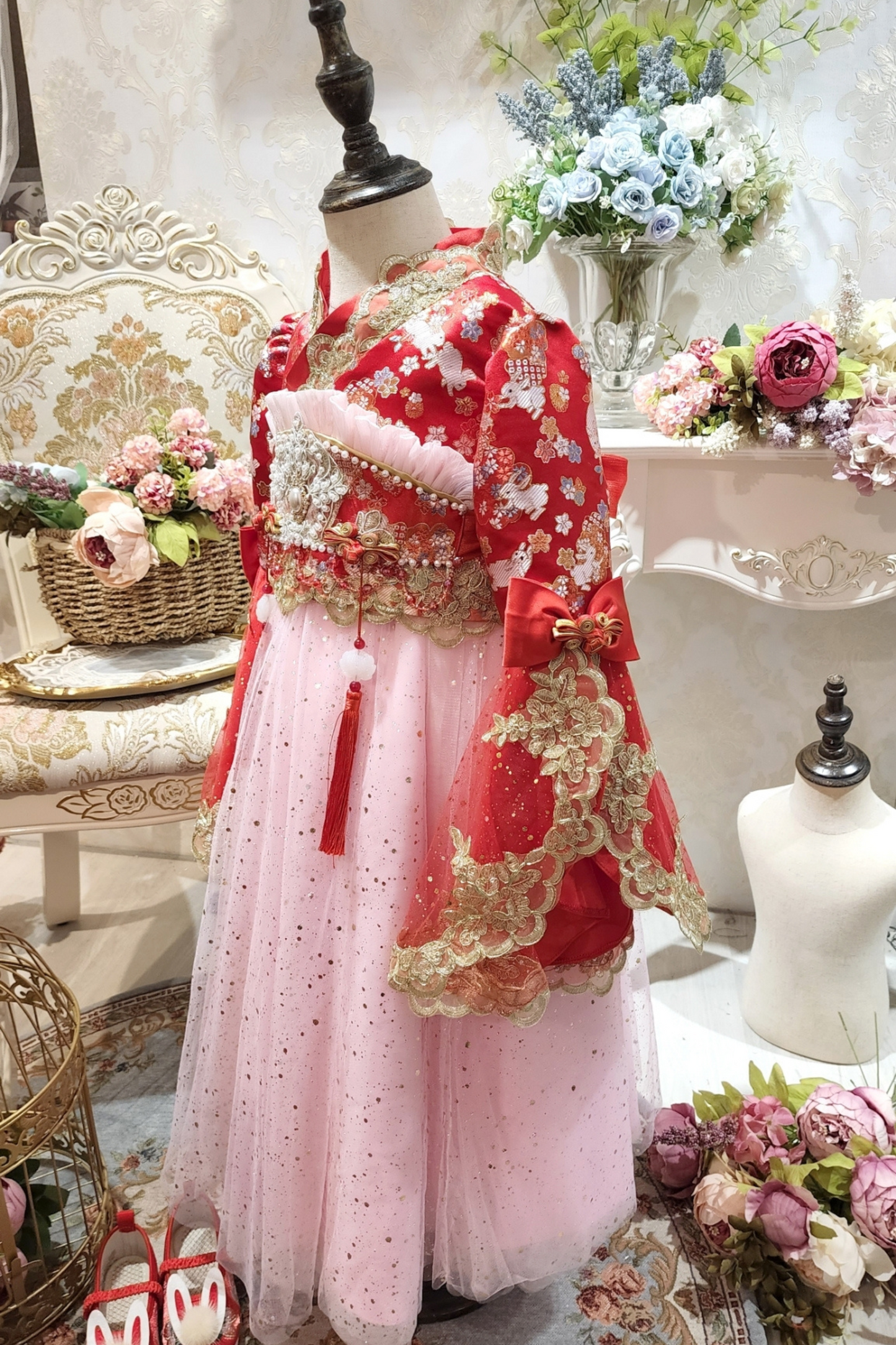 Red Celeste Oriental Bunny Set