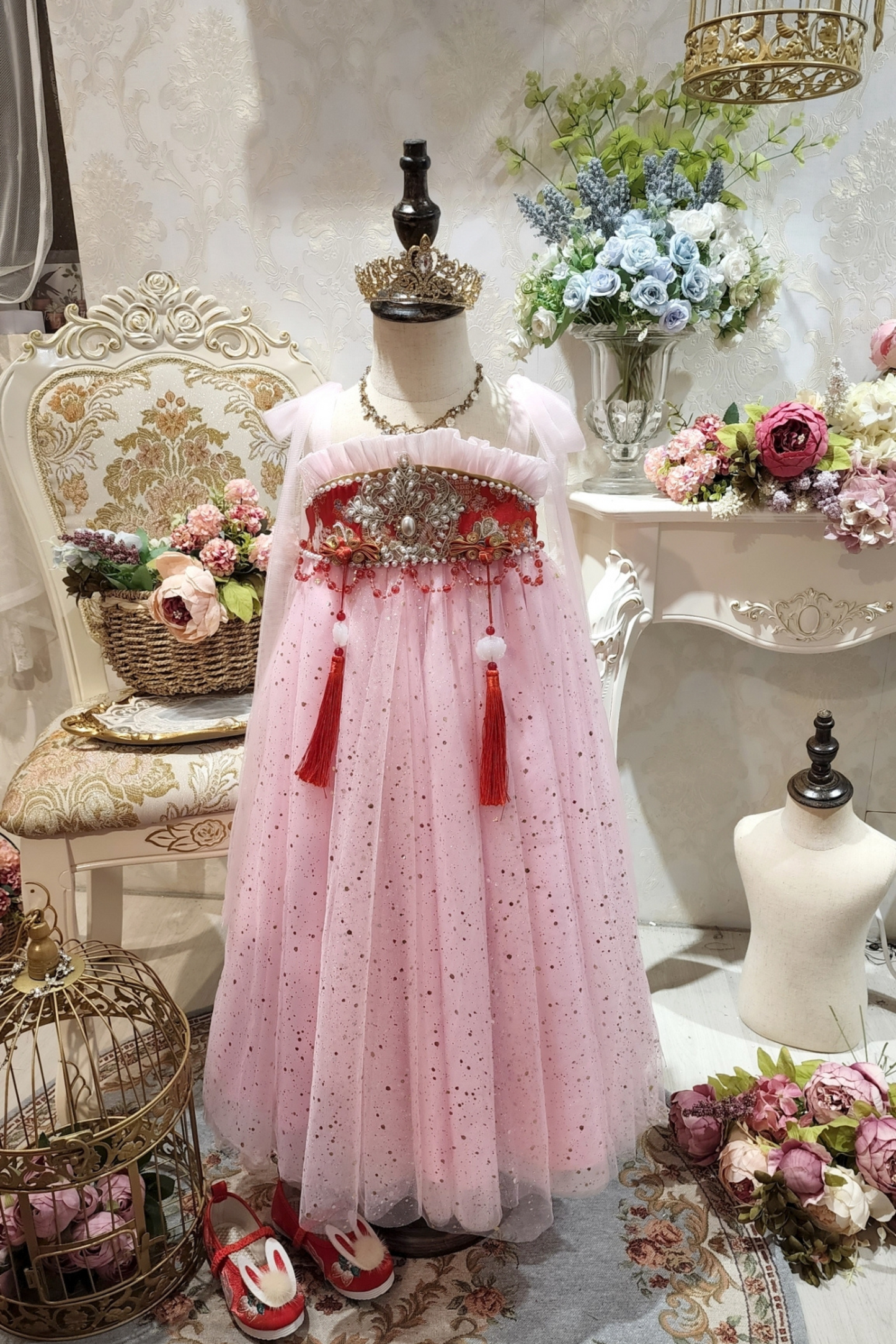 Red Celeste Oriental Bunny Set