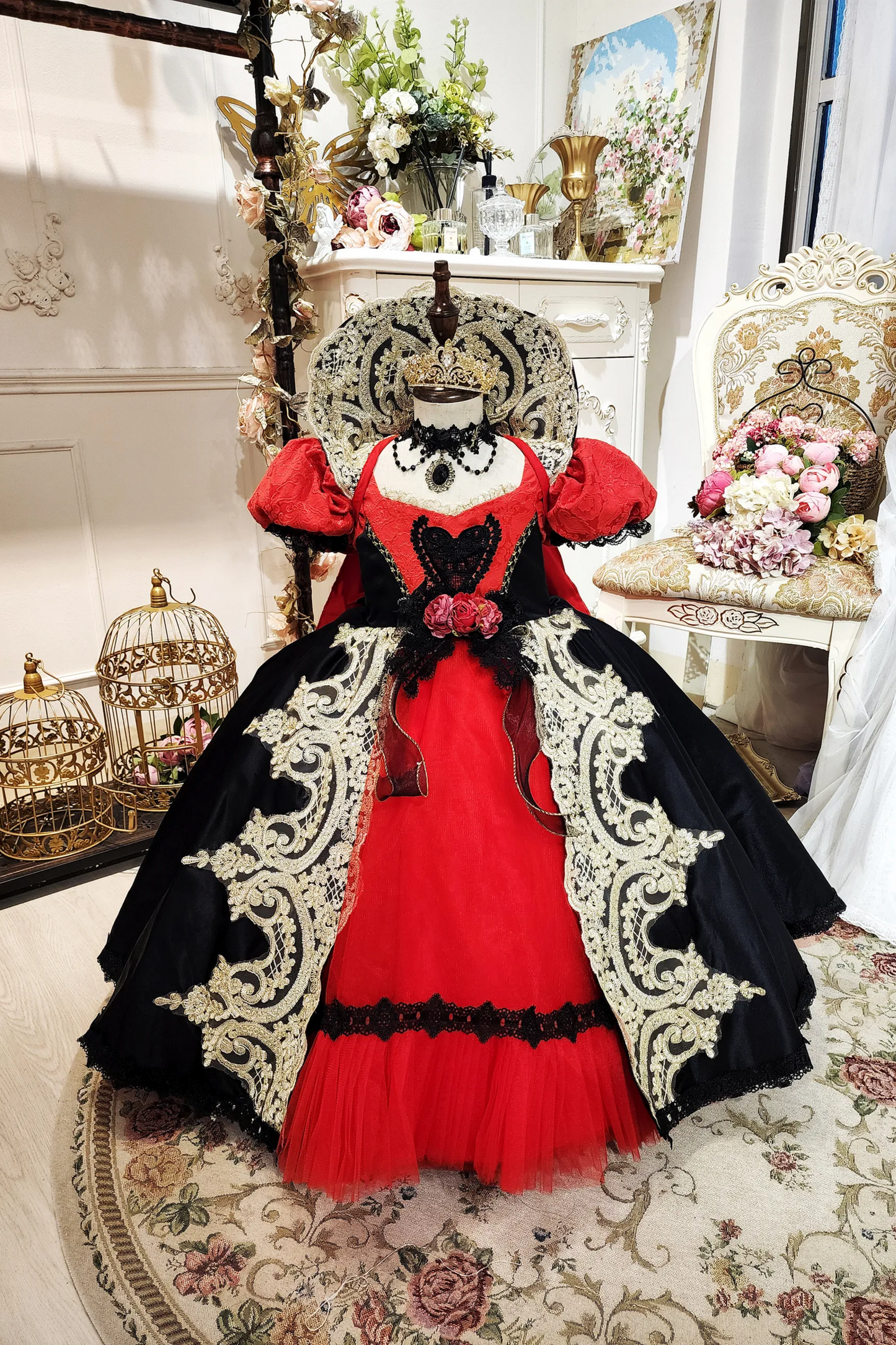 Vampire Duchess ~Red and Black Gown with Detachable Gown~