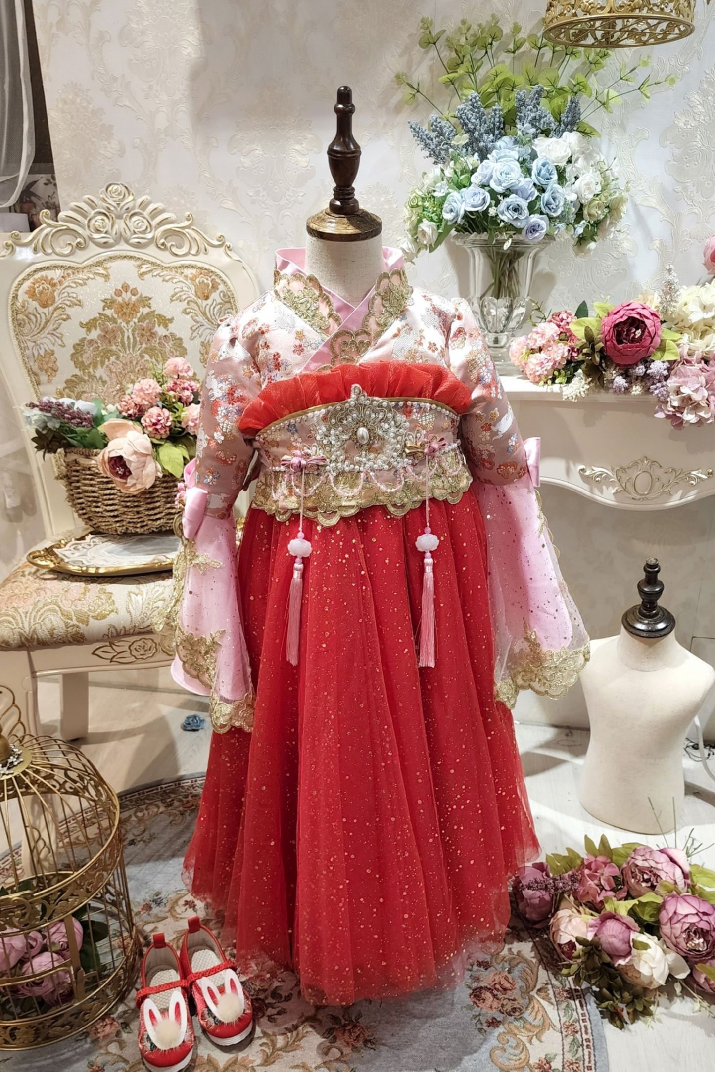 Red Celeste Oriental Bunny Set