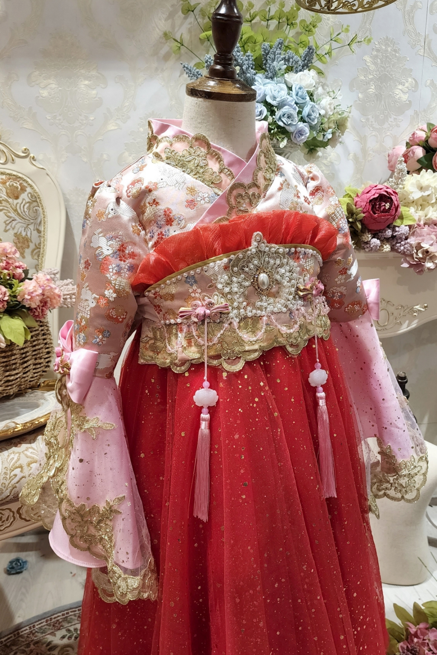 Red Celeste Oriental Bunny Set