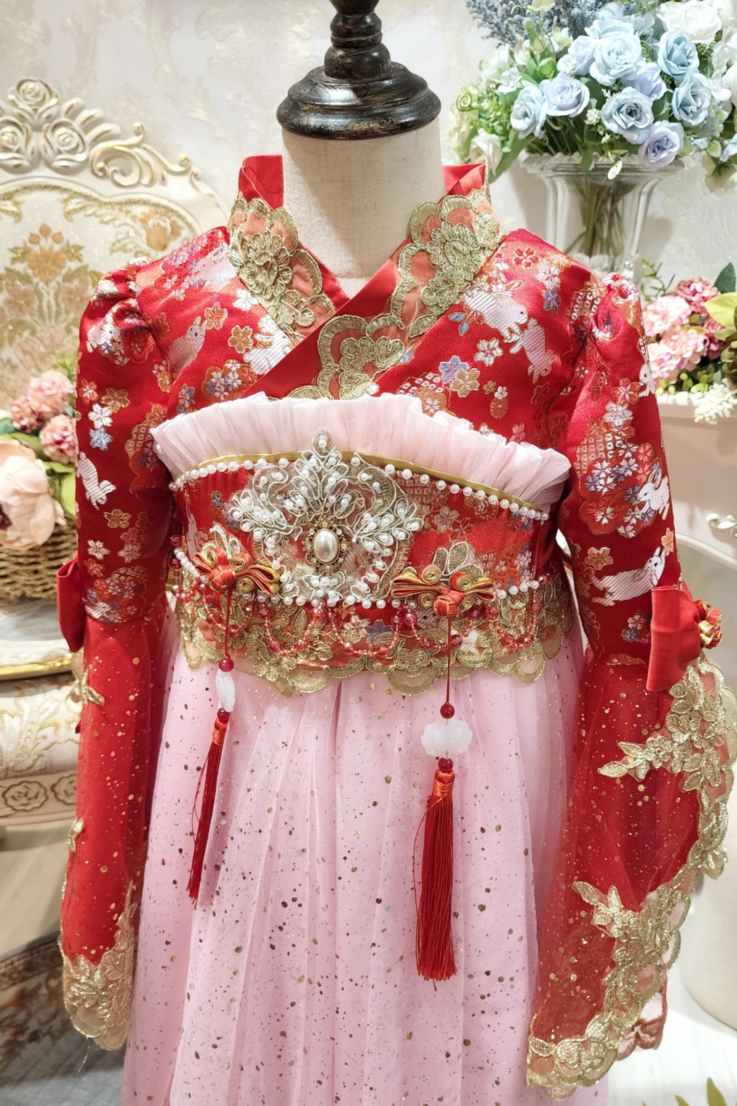 Red Celeste Oriental Bunny Set