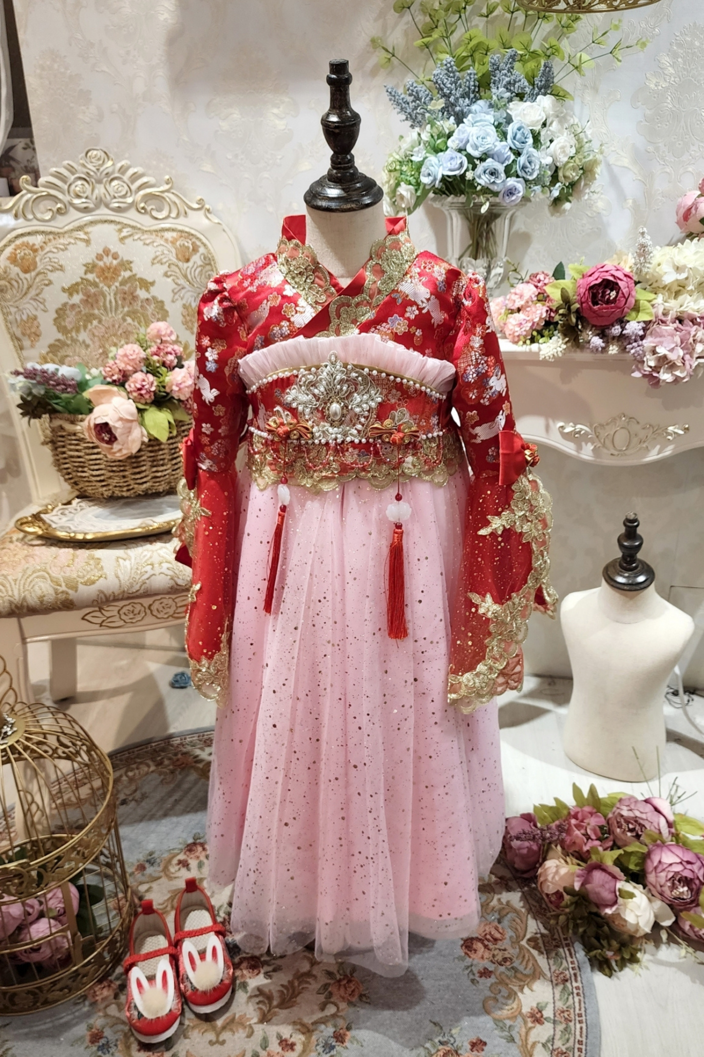 Red Celeste Oriental Bunny Set