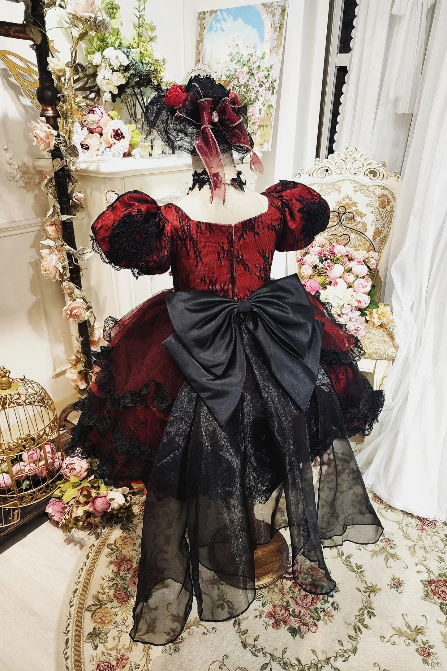 Poker Queen of Hearts~Red and Black Quarter Sleeves/ Puff Sleeves Dress~
