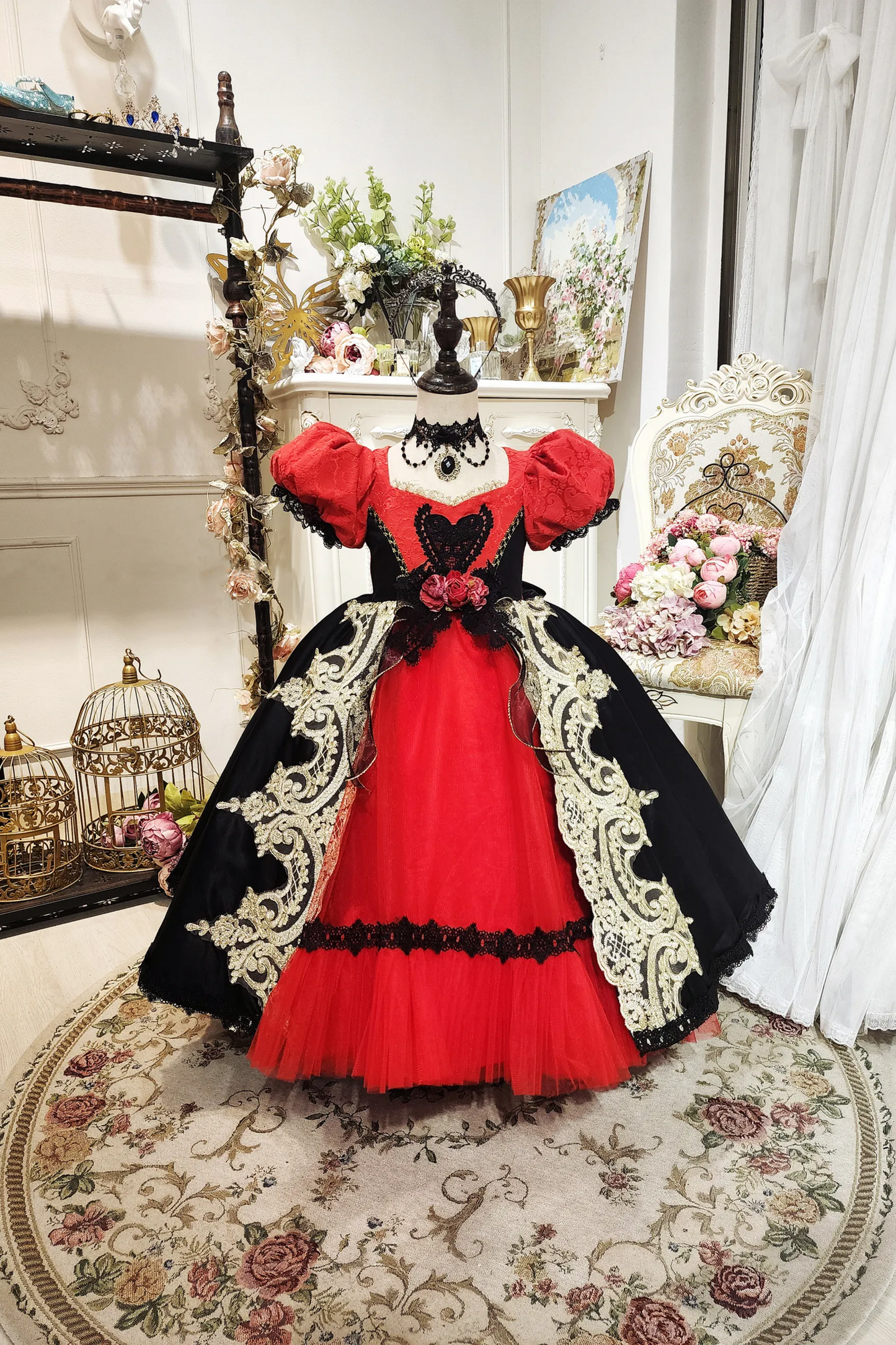 Vampire Duchess ~Red and Black Gown with Detachable Gown~