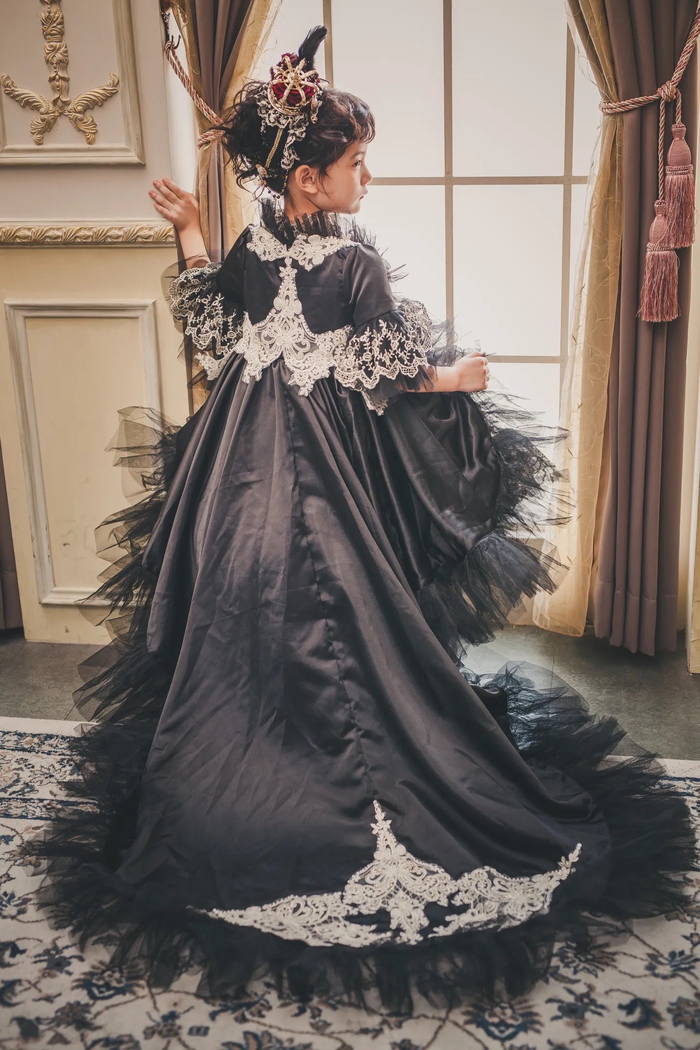 Queen of Hearts Red & Black Lace Set (Dress & Coat)