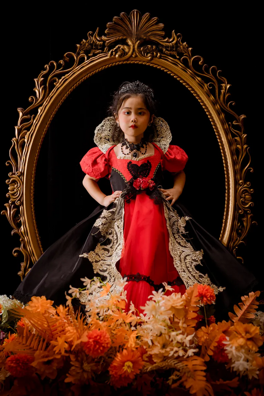 Vampire Duchess ~Red and Black Gown with Detachable Gown~