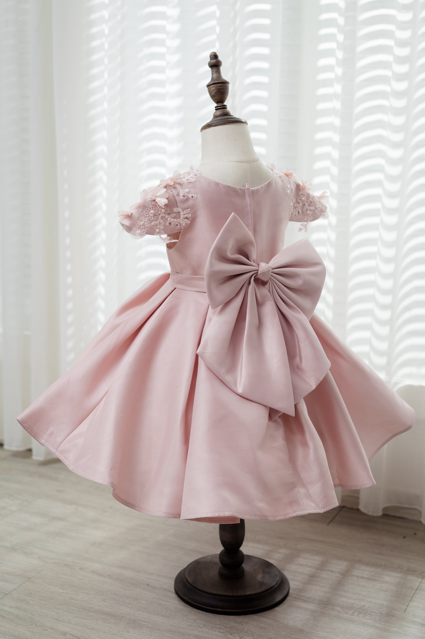 (SOLD) Celia Pink Floral Dress