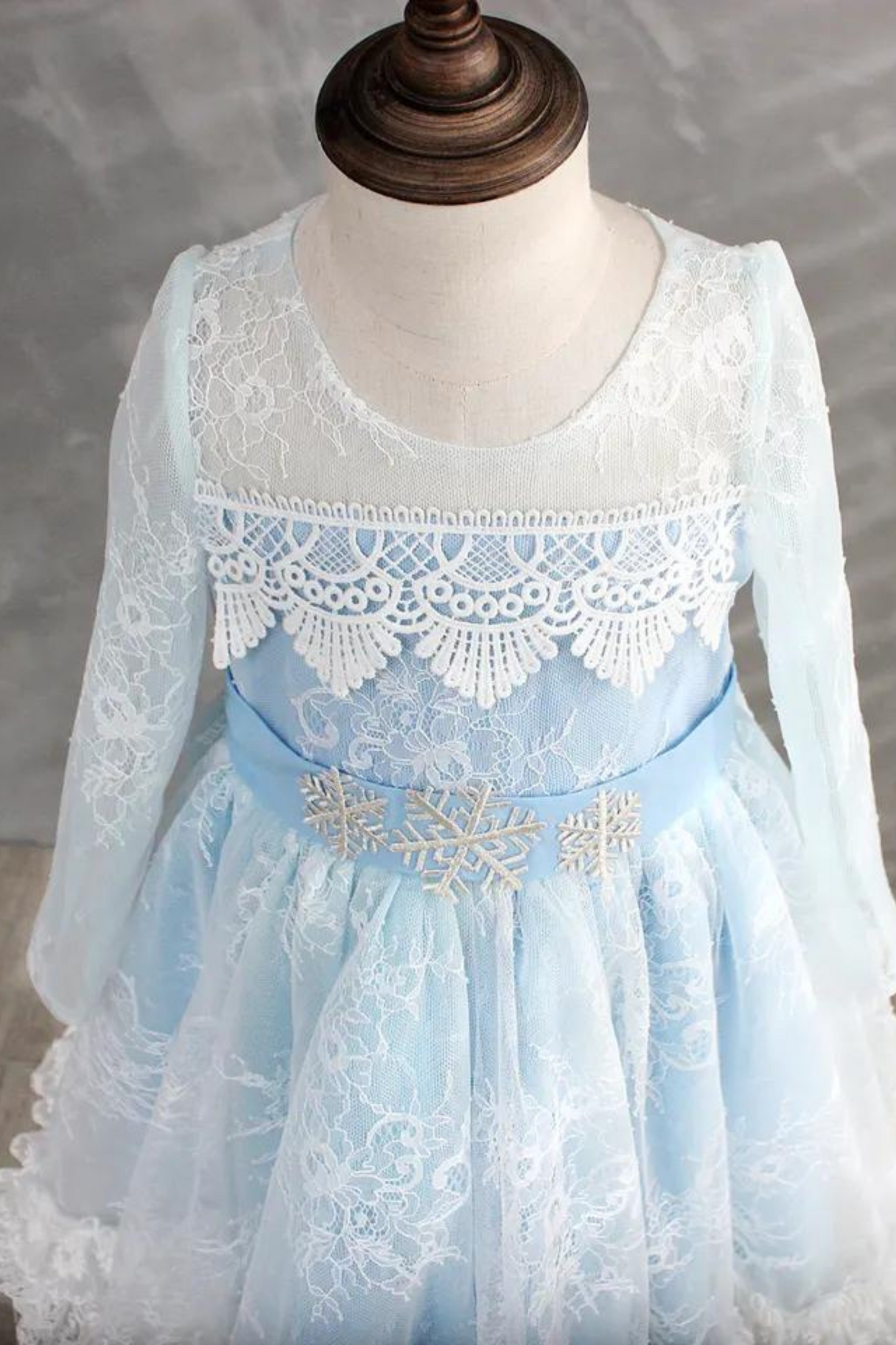 Elsa Long Sleeves Lace Dress (White/Blue/Pink)